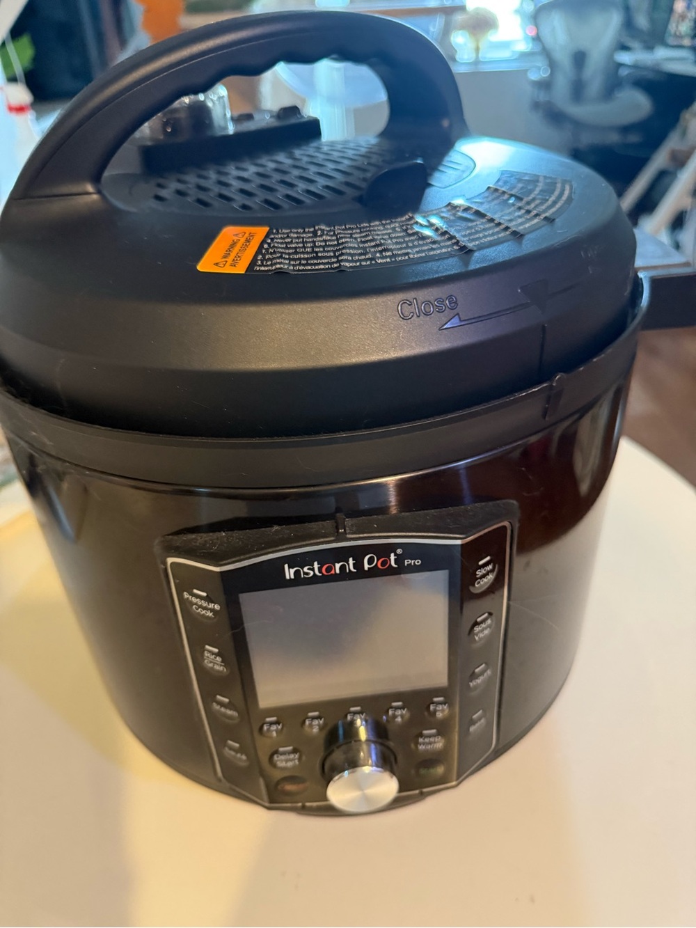 Multi Function Instant Pot Pro Electric Pressure Cooker Black - Great Condition